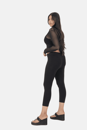 Black 3/4th Leggings