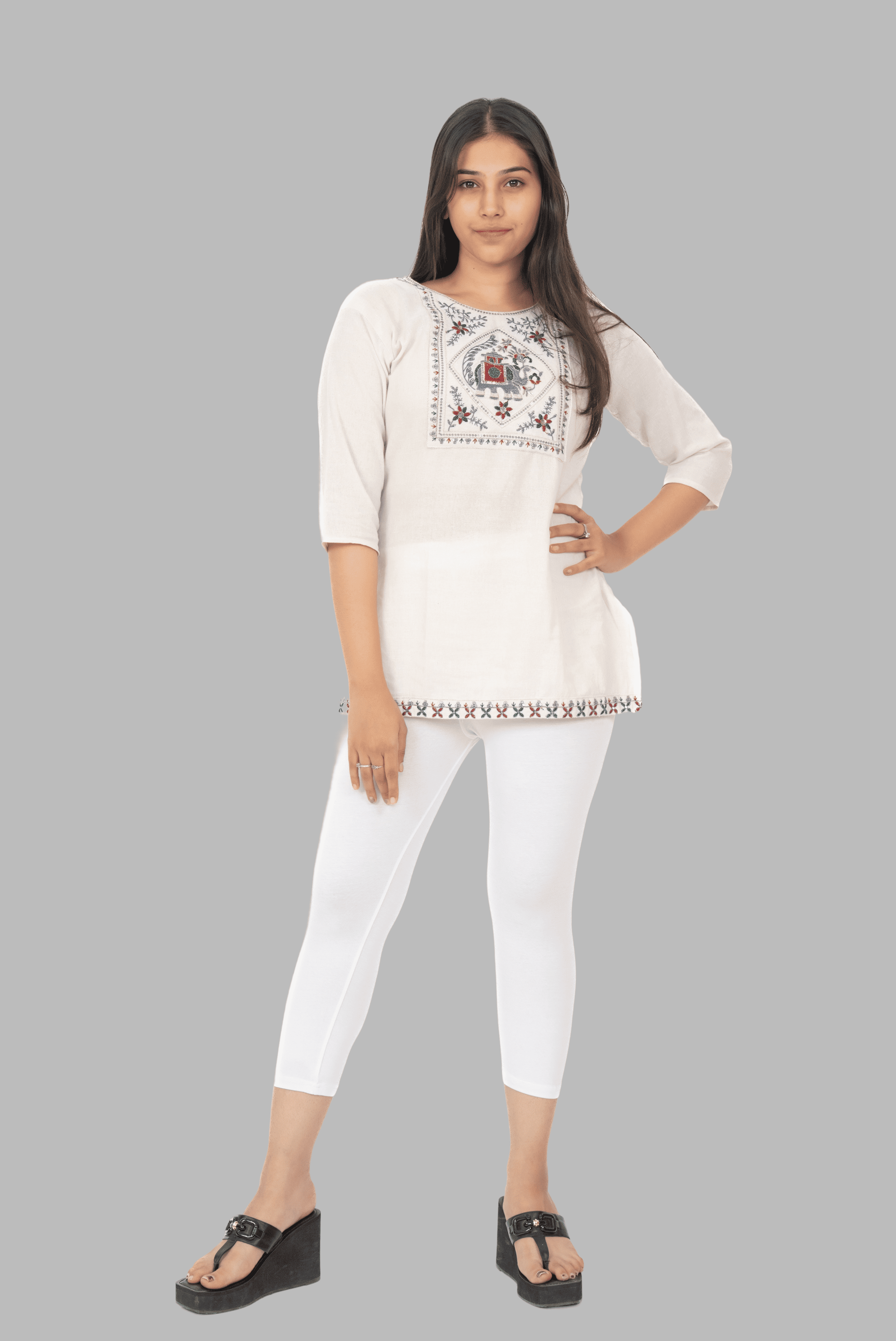 White 3/4th Leggings