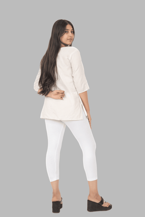 White 3/4th Leggings